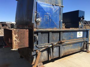 Sebright 2 yrd wet waste compactor