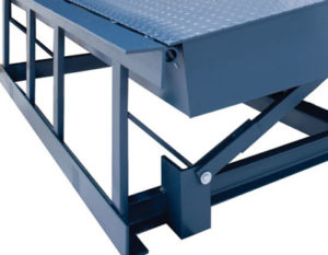Fixed Rear Hinge with Solid Steel Supports and Full Width Rod