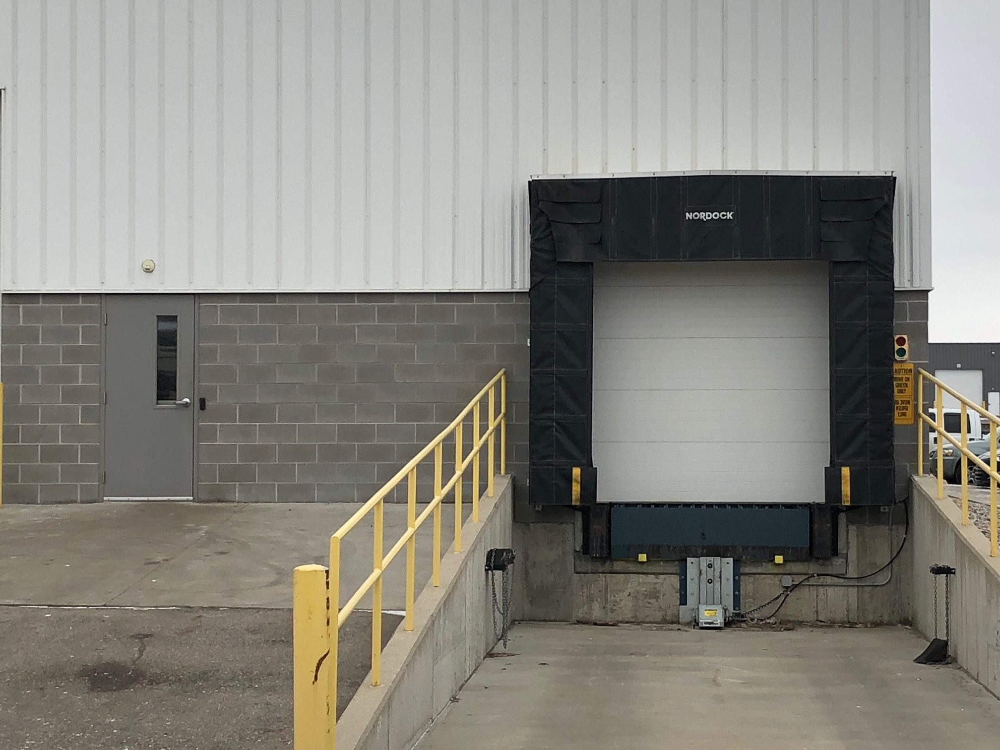 Choosing the Right Loading Dock Equipment